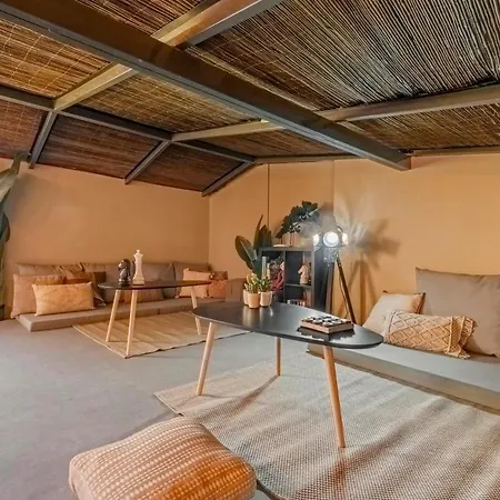 Super Rabbit Lägenhet *